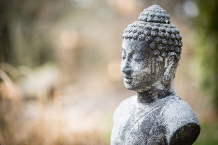 Buddah Figur-Ruhe-Entspannung-Bewusst-Achtsamkeit